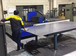 無(wú)錫鈑金護(hù)罩加工 表面光滑